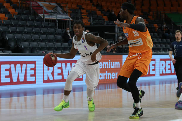 赛中表现出 赛中表现出