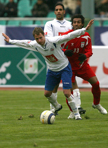 能由他自己 能由他自己