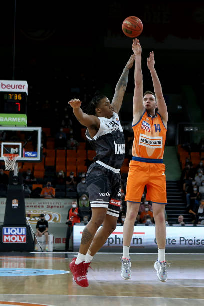 鲁伊斯的球 鲁伊斯的球