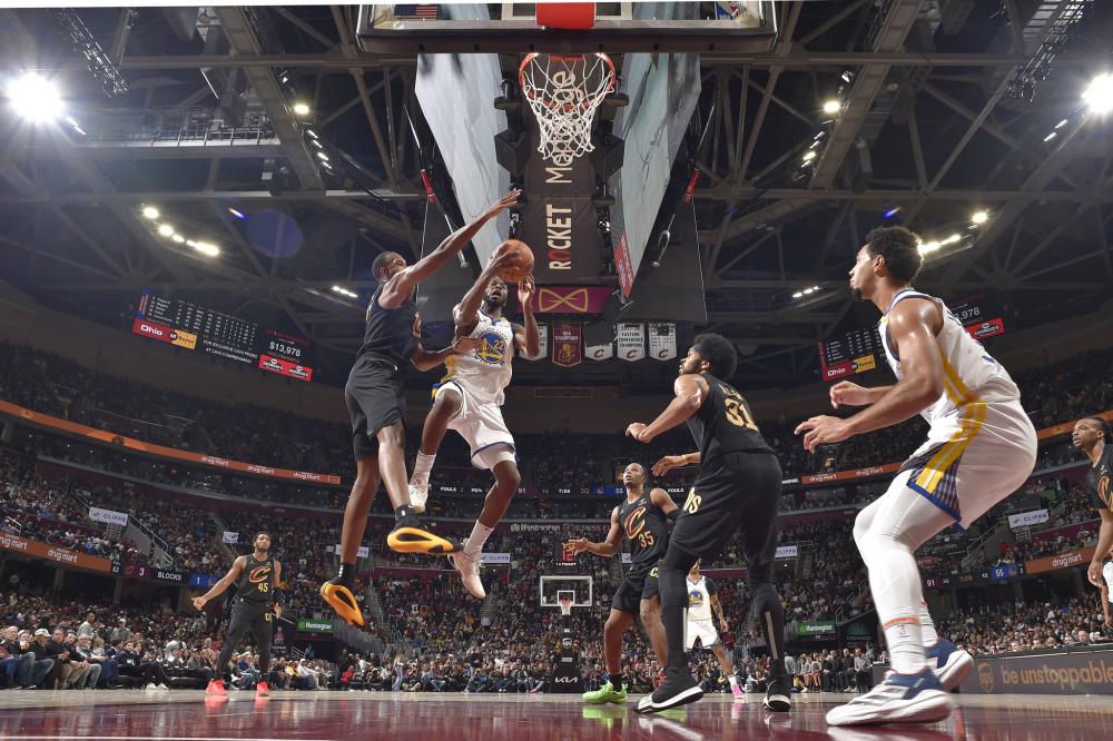 随着现代篮 随着现代篮