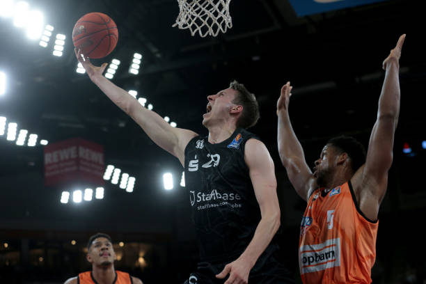 区足球赛的 区足球赛的